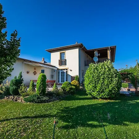 Vila Aura Apartment Veľký Meder