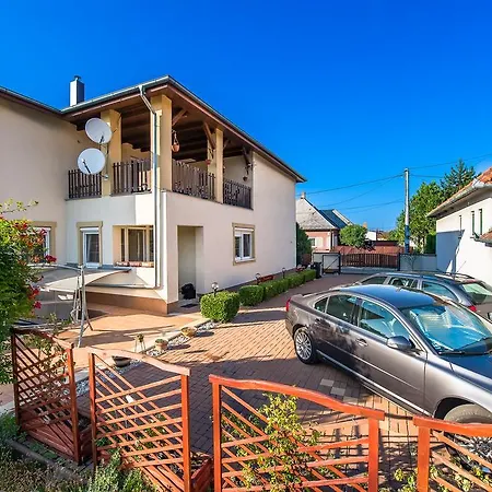 Vila Aura Apartment Veľký Meder